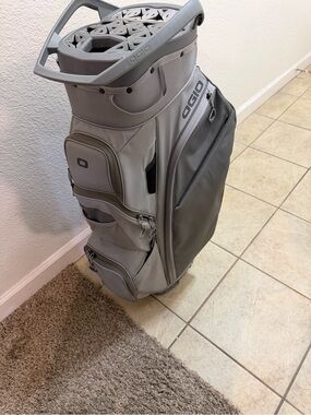 OGIO Light Gray and Dark Gray Men’s Duffel-Style Golf Bag